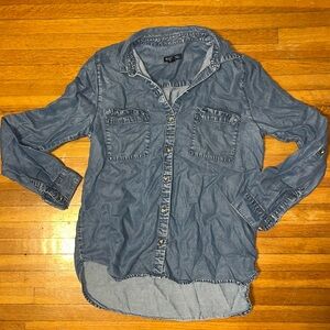 Denim button town shirt